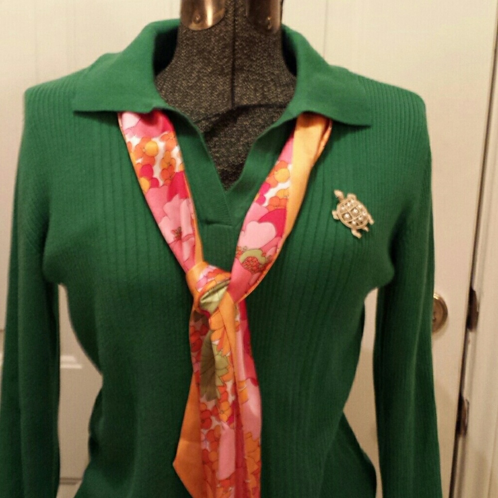 EUC Casual Corner Green Light Weight Sweater - Picture 2 of 5